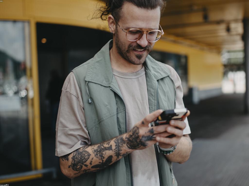 សារៈសំខាន់នៃស្លុតបច្ចេកវិទ្យាក្នុងការប្រាស្រ័យទាក់ទង