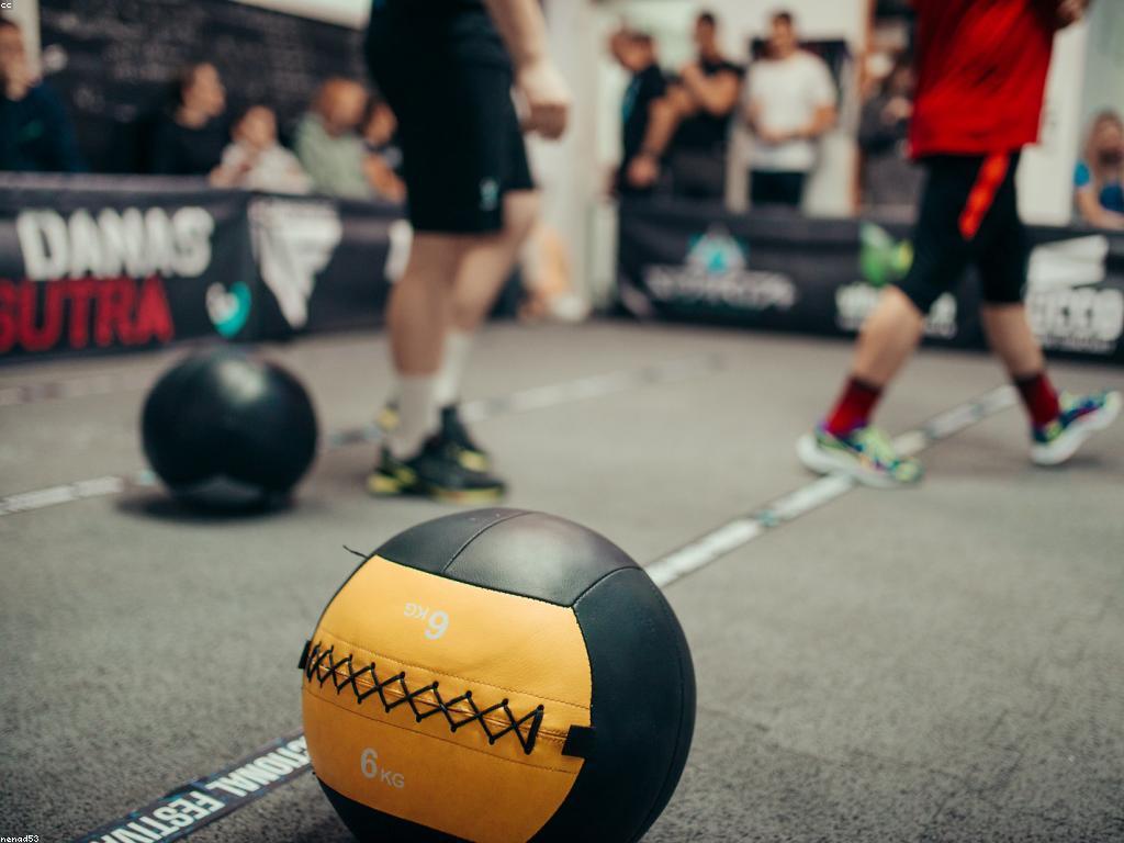 វិធីសាស្ត្រនៃការលេងសម្រាប់ភាពសប្បាយរីករាយ និងការអភិវឌ្ឍន៍